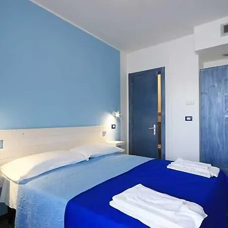 Maresidence - Il Sul Mare A Apartahotel Torre Pali