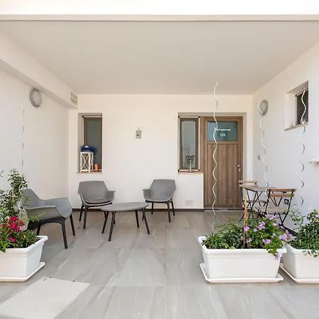 Апарт-отель Maresidence - Il Sul Mare A Торре-Пали