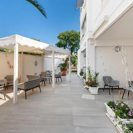 Апарт-отель Maresidence - Il Sul Mare A Торре-Пали