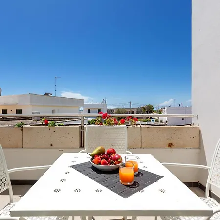 Maresidence - Il Sul Mare A Aparthotel Torre Pali