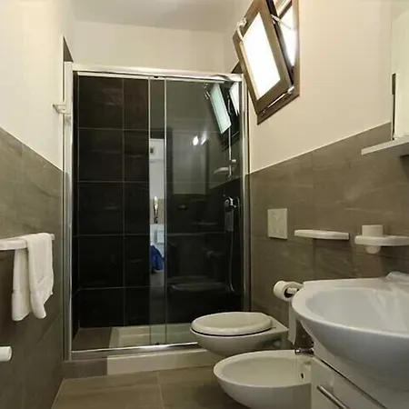 Maresidence - Il Sul Mare A 3* Торре-Пали